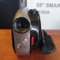 Видеокамера Samsung VP-DX100 С чантичка, книжка с упътване и зарядно. В отлично техническо и визуалн, снимка 9 - Камери - 36853190