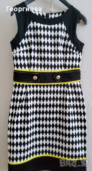Черно-бяла рокля с жълти детайли, снимка 1
