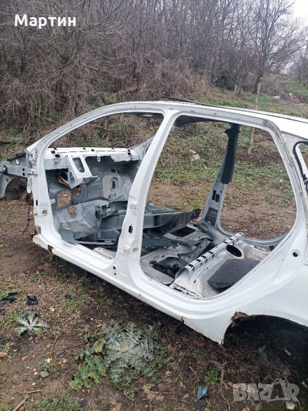 Колонки между вратите за Рено Меган Сценик, снимка 1