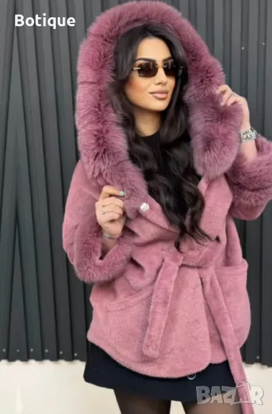 дамско палто с естествен косъм , снимка 1