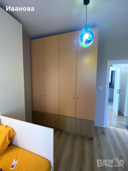 Четирикрилен гардероб с надстройка 180 см ширина, 58 см дълбочина, снимка 1