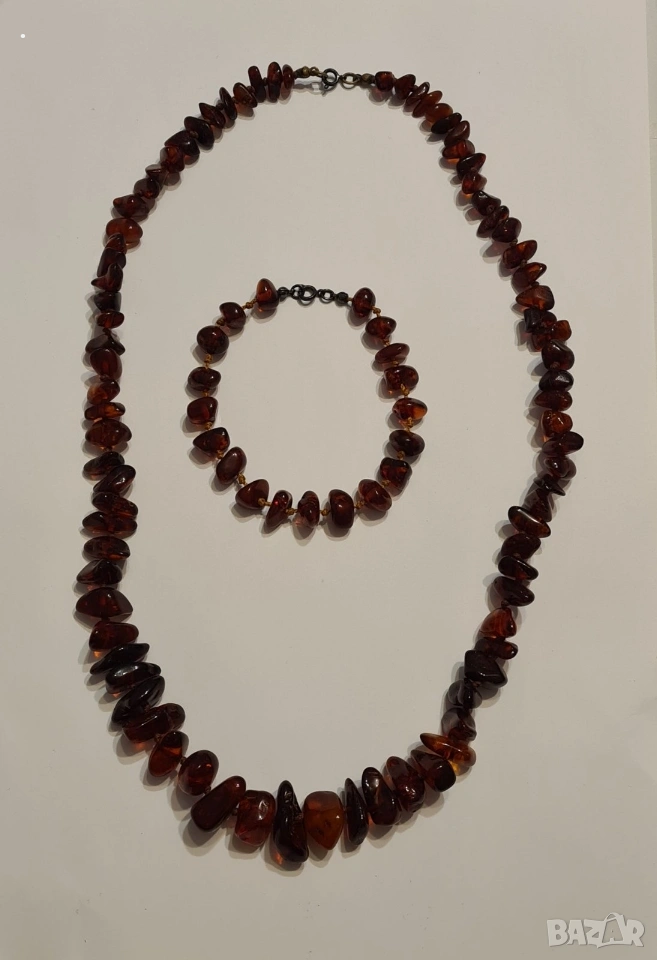 Продавам уникален комплект от естествен балтийски кехлибар – колие и гривна, снимка 1
