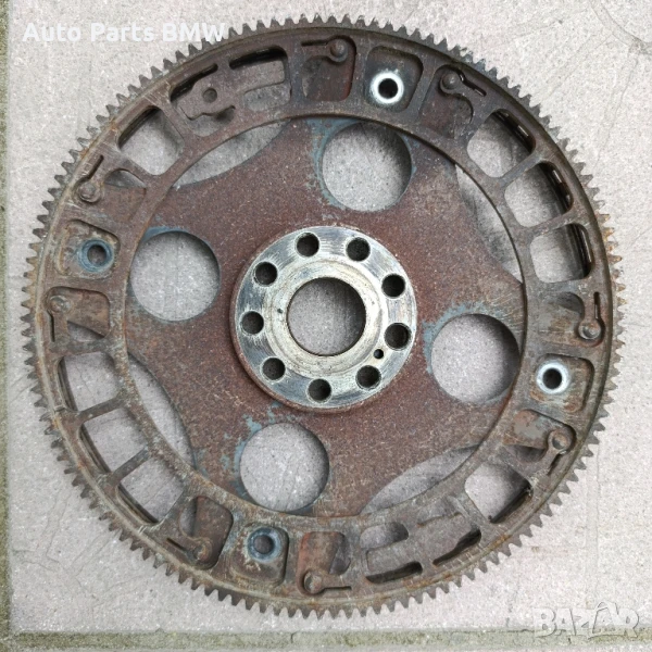 Маховик BMW 545i 645i 745i 
E60 E61 E63 E64 E65 БМВ N62B44, снимка 1