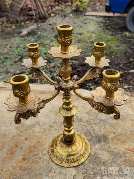 Масивен Бронзов Свещник Петица, снимка 1