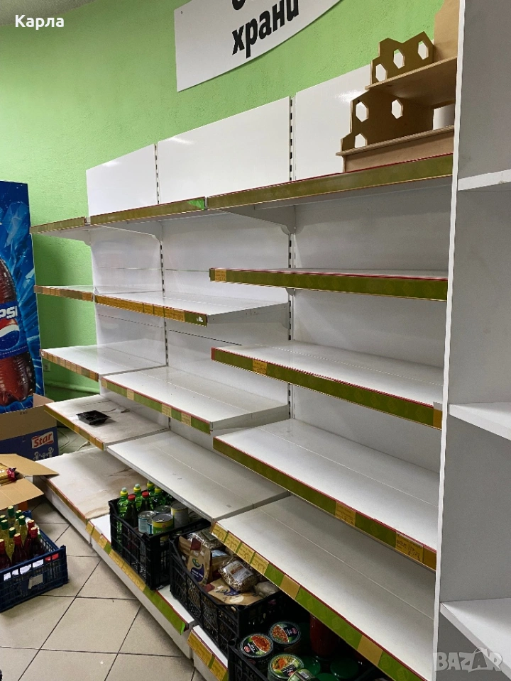 Стелажи и дървени рафтове за магазин, снимка 1