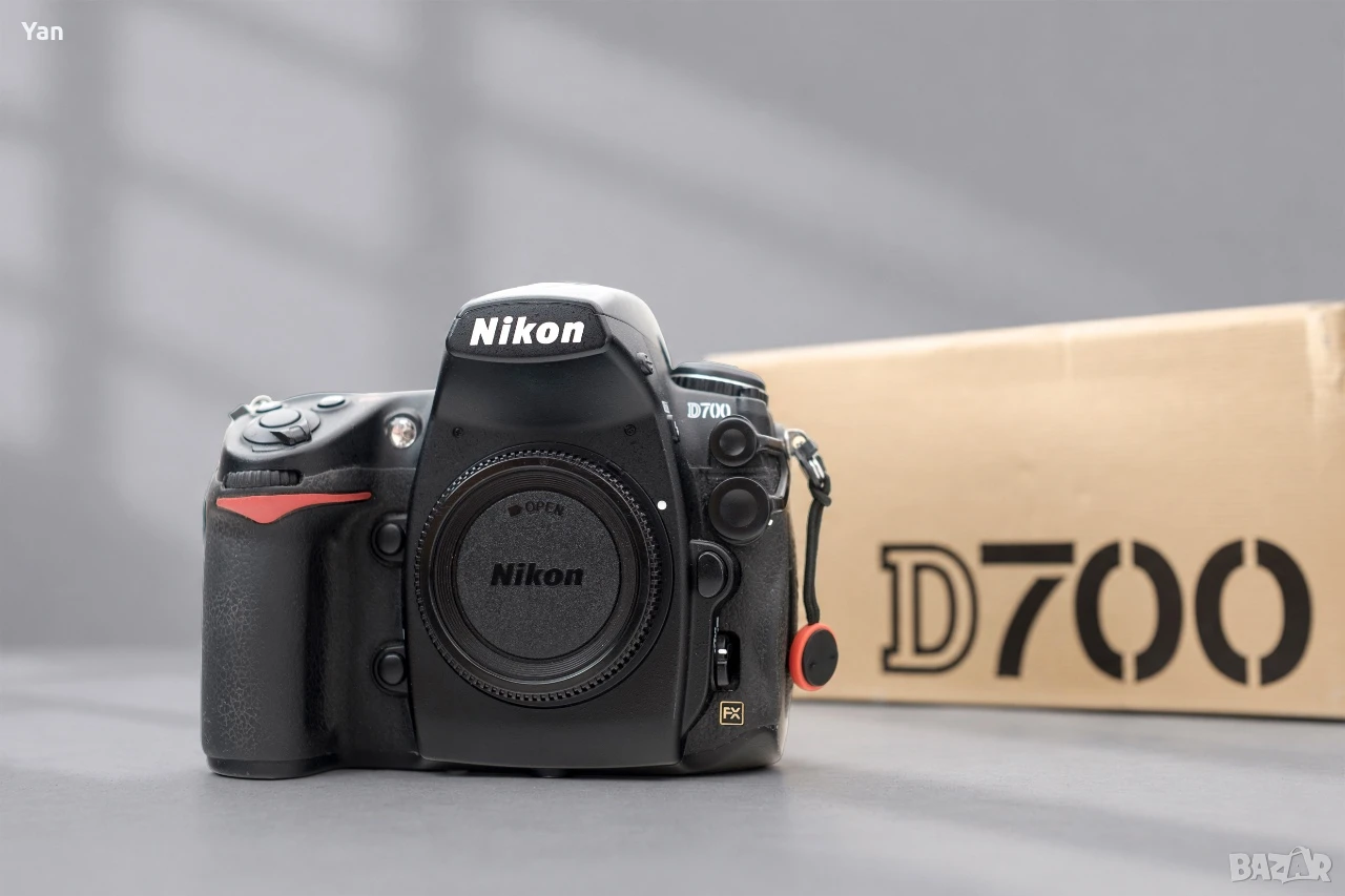 Камера Nikon D700 - Full frame DSLR + карта подарък, снимка 1