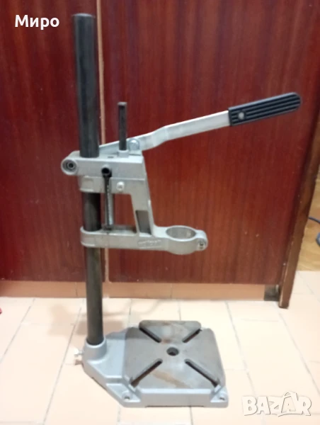 Стойка за бормашина (дрелка) и машинни менгемета, снимка 1