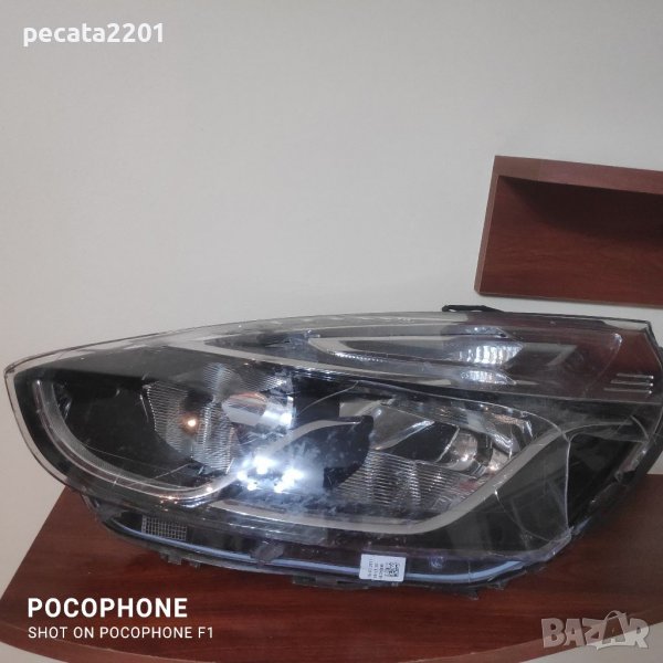 Продавам - оригинален ляв фар за Рено Клио 2017 г. за части, снимка 1