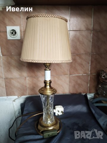 барокова настолна лампа
