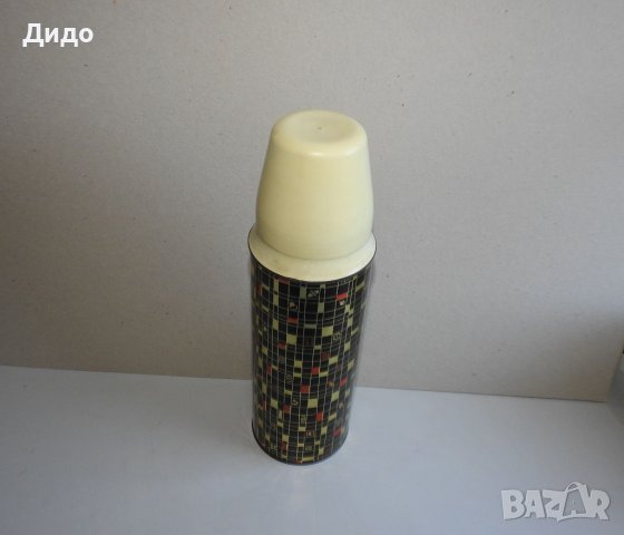 Стар термос, соц период, 1 литър, снимка 2 - Антикварни и старинни предмети - 38457709