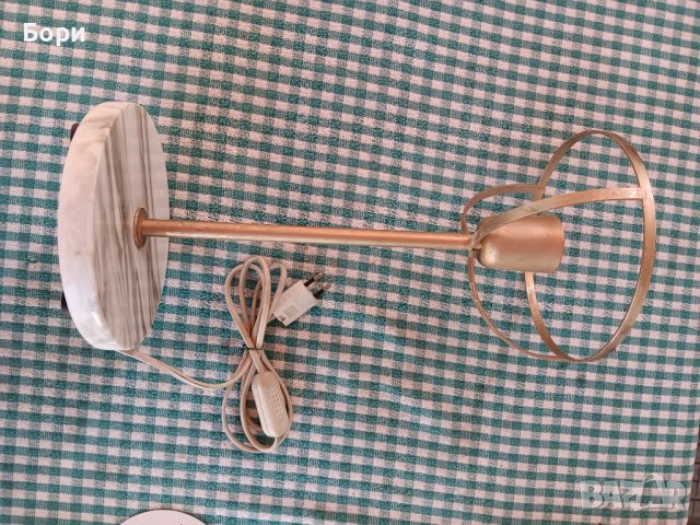 Тяло мрамор и метал за настолна лампа, снимка 2 - Настолни лампи - 42681840