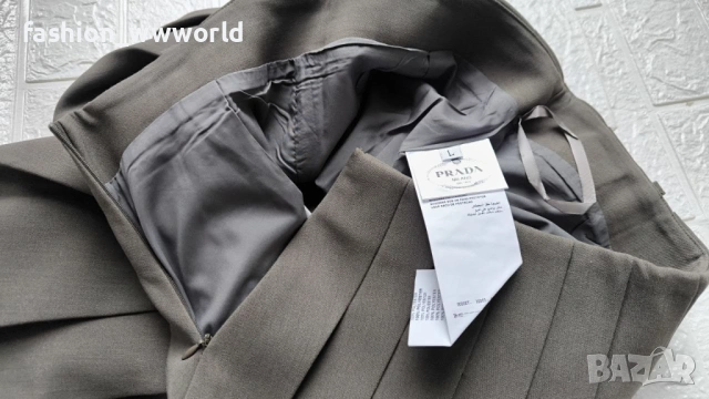 Налична пола  Prada M/L реплика, снимка 7 - Поли - 53306596