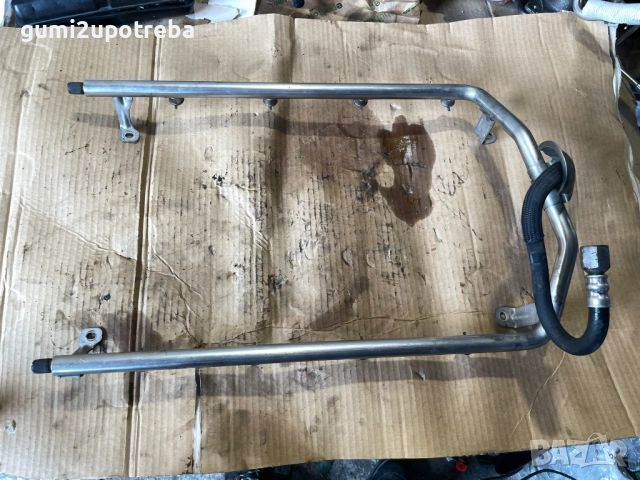 Инжекционна Релса Горивна Рампа 7L5133942A Porsche Cayenne S 4.5 2005г 9PA, снимка 2 - Части - 51930609