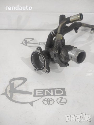 Термостатно тяло с тръба Toyota Corolla Verso 2004-2009 2AD 16278-0R010, снимка 2 - Части - 44435296