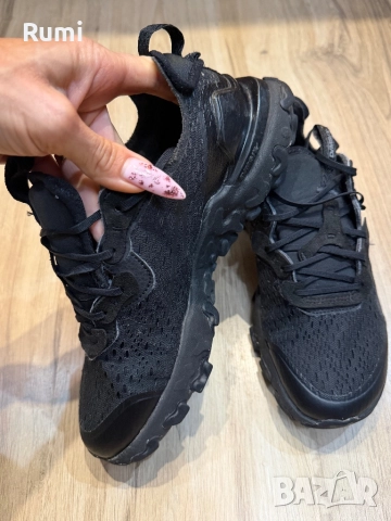 Оригинални маратонки Nike React Vision (GS)! 39 н, 60 лв, снимка 5 - Маратонки - 52344509