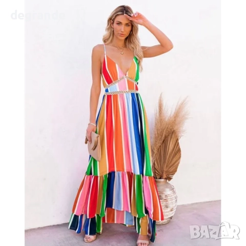 Лятна рокля с презрамки десен на райе