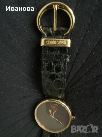 Дамски часовник Roberto Cavalli, снимка 2 - Дамски - 52062943