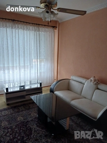 двустаен непреходен апартамент в гр Перник кв Изток., снимка 8 - Апартаменти - 53978695