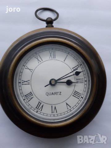 метален часовник