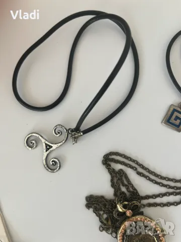 Гердани, снимка 4 - Колиета, медальони, синджири - 48274134