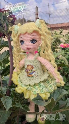 Мини кукличка със зелено сукманче, снимка 2 - Кукли - 37754354