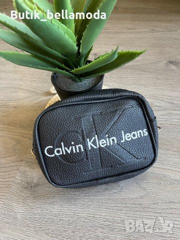 Calvin Klein жестоки чанти реплика , снимка 5 - Чанти - 42007193