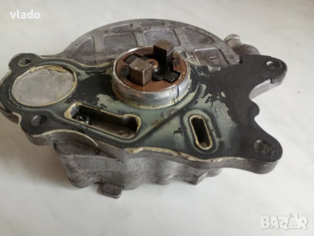 Вкуум помпа 03L 145 100 F - ПРОМО, снимка 3 - Части - 49315374