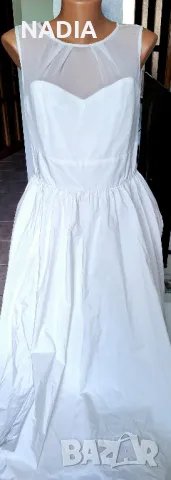 Бяла рокля от тафта миди, снимка 1