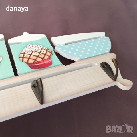 3548 Декоративна дървена закачалка Чашки, снимка 2 - Закачалки - 39678662