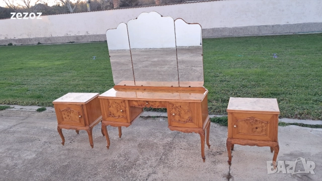 Ретро тоалетка и две шкафчета