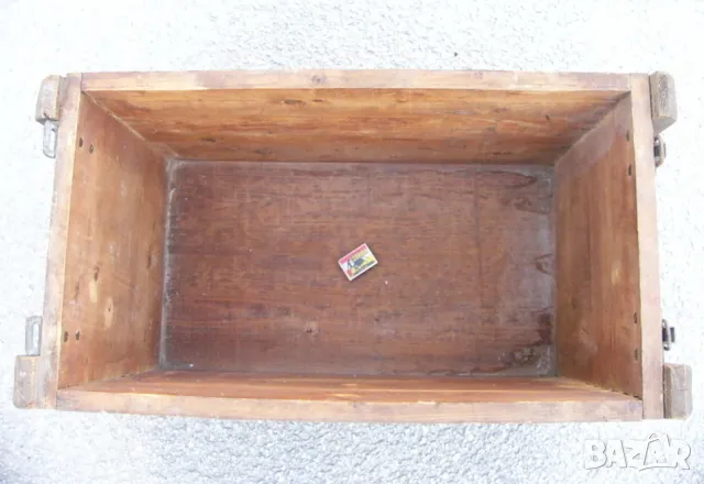 Оригинал Чешки Военен Дървен САНДЪК 75x44x37 см Контейнер Експлозиви Барут ČSSR Ракла с Капак БАРТЕР, снимка 10 - Антикварни и старинни предмети - 49153004