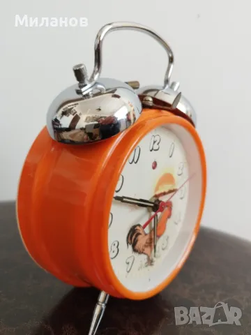 Стар механичен будилник, настолен часовник, снимка 6 - Антикварни и старинни предмети - 49347251