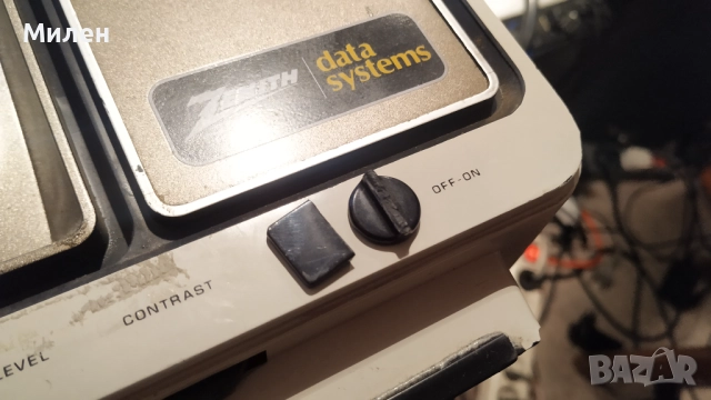 Монохромен монитор Zenith Data Systems за Apple II, снимка 6 - Монитори - 51851934