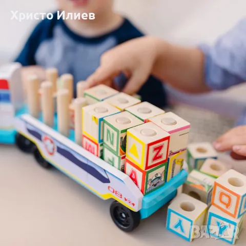 Дървен камион с кубчета с азбуката Melissa & Doug Сортер камион с аксесоари Paw Patrol, снимка 4 - Образователни игри - 48795452