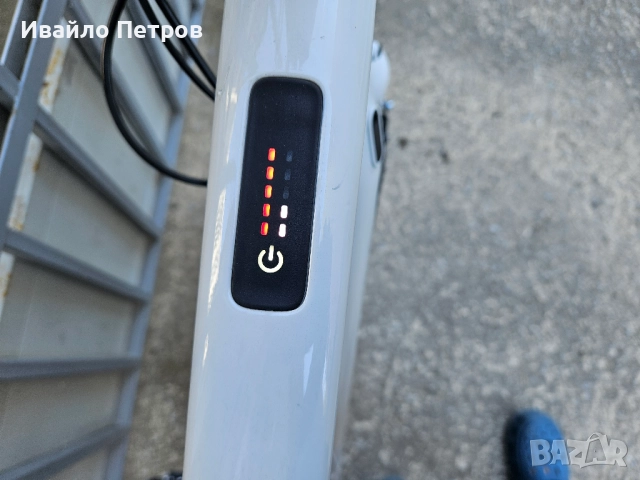 Електрически велосипед 28 цола MOMENTUM VOYA E+3, снимка 10 - Велосипеди - 51821753