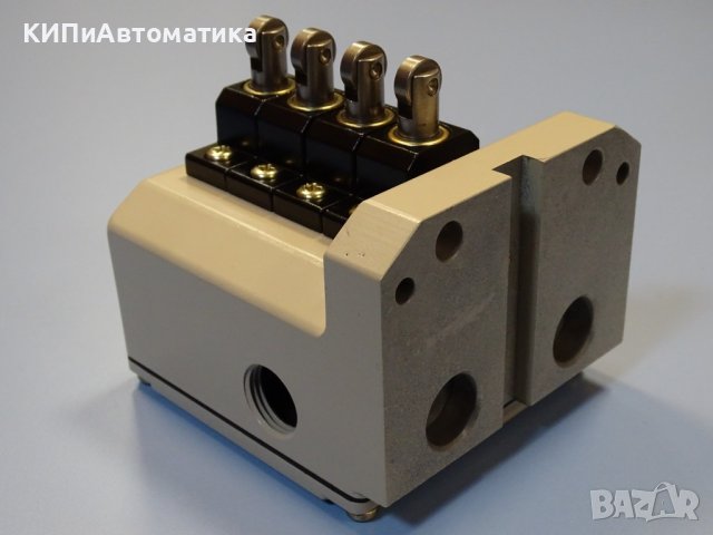 команден изключвател Omron 4ZB Q2-43N limit switch 4 roller plunger, снимка 6 - Резервни части за машини - 39639028