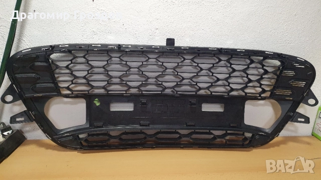 Оригинална радиаторна решетка (маска) за Citroën C3 II / Ситроен Ц3 (2010-2013), снимка 5 - Части - 52468692