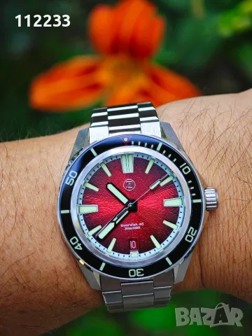 Zelos Swordfish 40mm SS 'Crimson Red'