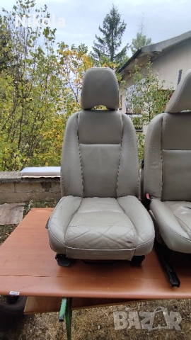 VOLVO XC90 Седалки предни и 2 задни светла кожа , снимка 12 - Части - 51887560