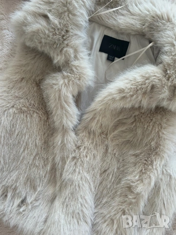 Дамски елек Zara с косъм, снимка 4 - Якета - 54243107