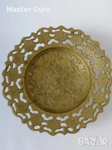 Стара бронзова чиния, фруктиера с флорални орнаменти - 22 см., снимка 3 - Антикварни и старинни предмети - 47285423