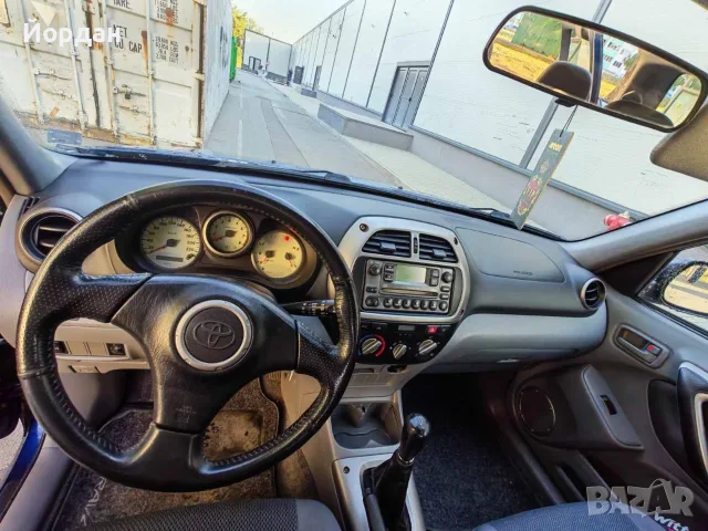 Toyota RAV 4 2.0, снимка 3 - Автомобили и джипове - 55731854