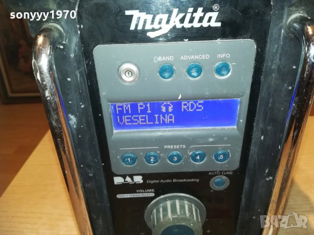 makita-строително радио-внос англия, снимка 4 - Радиокасетофони, транзистори - 29413419