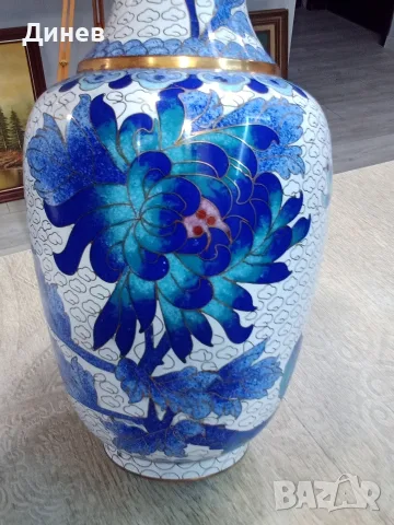Китайска ваза Клоазоне (Cloisonné) – изящна изработка от мед, емайл и позлата (21х11 см), снимка 3 - Вази - 55946336