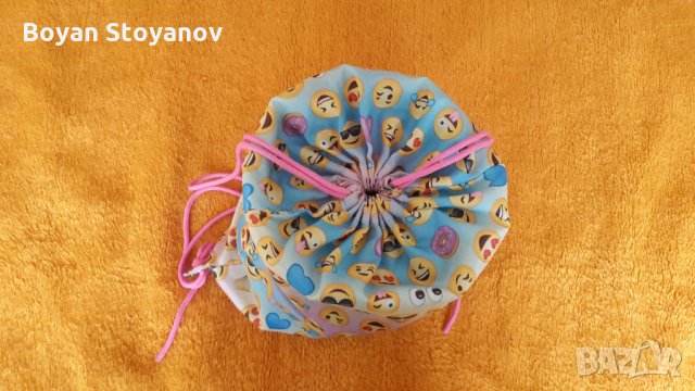 Спортна мешка на емотикони H&M, снимка 2 - Раници - 30894042