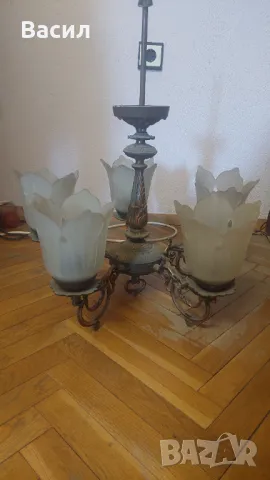 Стар масивен полилей , снимка 2 - Антикварни и старинни предмети - 49959721