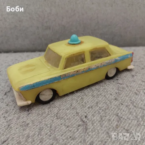 Стара Соц Българска Пластмасова Играчка Москвич Народна Милиция