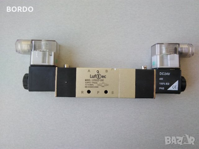 Пневматичен разпределител 1/4 с 2-бобини LUFTEC тип 5/3