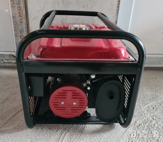 Генератор агрегат немски Huttenberg Н8500w бензинов двигател 8.5 kw 380 волта и 3х 220 волта, снимка 5 - Генератори - 50967549