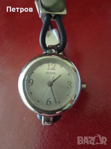 часовник guess нов